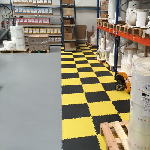 Warehouse floor tile - R-Tek Manufacturing Ltd - industrial / for tile