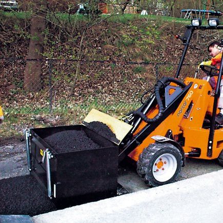 Asphalt paver - 870200  - Norcar-BSB Ab Oy - tractor-mounted / for roads