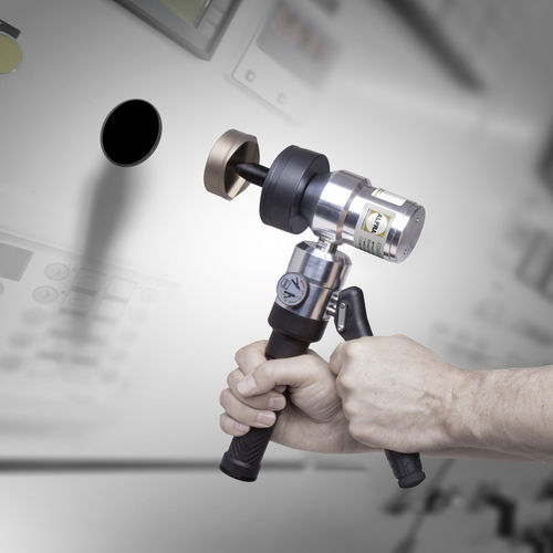 Hand-operated punching machine - CompactCombi® - ALFRA GmbH - hydraulic / sheet metal / 90°