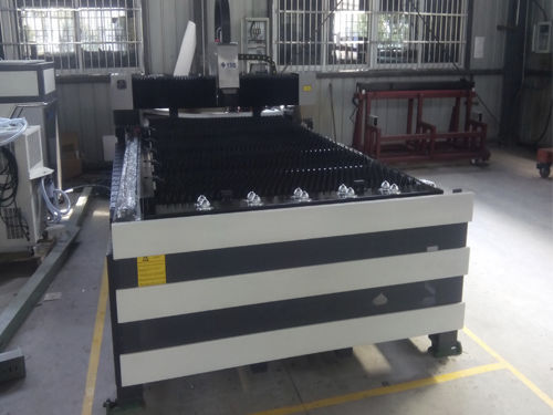 Fiber laser cutting machine - YSD CF3015-500 - Hubei Tri-Ring Metal-Forming Equipment Co., Ltd. - for metal / sheet metal / for thick sheet metal