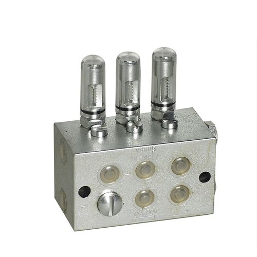 Dual-line lubricant metering device - VSKH - SKF Lubrication Systems Germany GmbH