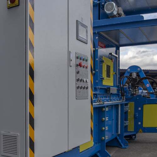 Three-phase variable frequency drive - Variable Frequency controlled drive - ANIS TREND d.o.o. - for conveyor / for machines