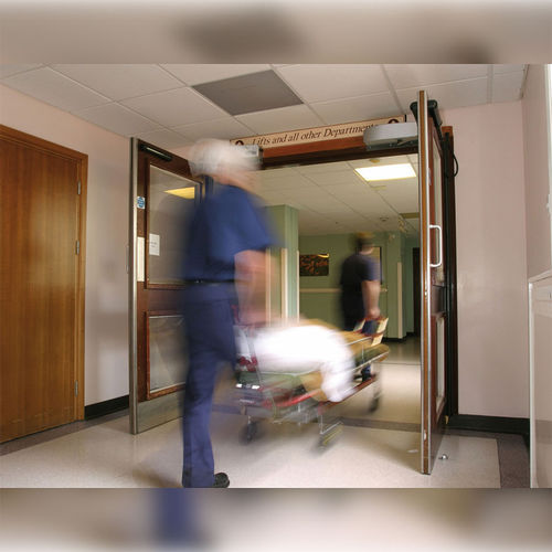 Swing door - iCat® - Rsa kapi LTD - indoor / for hospitals / safety