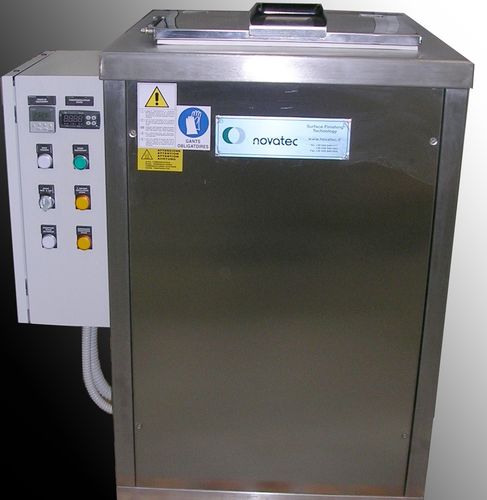 Vacuum dryer - FVU - NOVATEC srl - Surface Finishing Technology - centrifugal / batch / laboratory