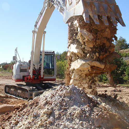 Midi excavator - TB2150 - TAKEUCHI - crawler / Tier 4 - intermediate / construction