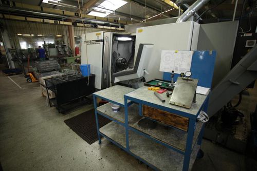 Plastic turning machining - LARM a.s. - automotive / CNC