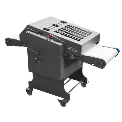 Automatic poultry skinning machine - ST700K10 - STEEN - F.P.M. INTERNATIONAL - for chickens / for turkeys / breast
