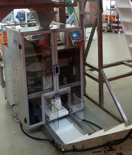 Vertical bagging machine - GFT180A - G.F.T. AUTOMAZIONI - flow-pack / PLC-controlled / for the food industry