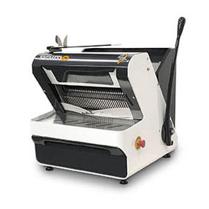 Semi-automatic industrial bread slicer - PRIMO - Sinmag - continuous band blade / compact / baguette