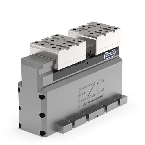 以自我为中心的虎钳