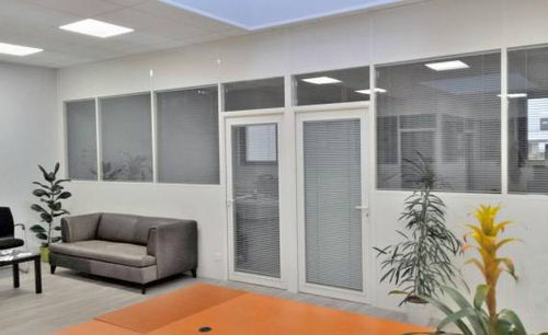 Office partition - AMGE INDUSTRIE - acoustic / removable / aluminium
