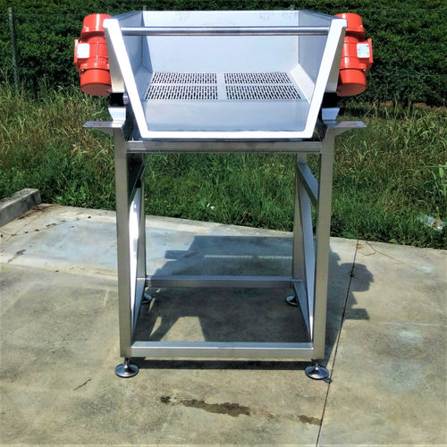 Volumetric dosing dispenser - DV - Favrin S.r.l. - for the food industry / hopper / vibrating tray