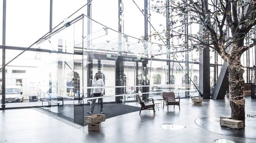 Sliding door - Frameless - Gilgen Door Systems AG - glass / indoor / automatic