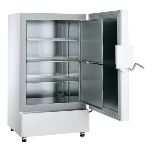Ultra-low-temperature freezer - SUFsg 7001  - Liebherr Research and Laboratories - vertical / laboratory / propane (R290)