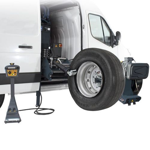 Truck tire changer - megamount 2-26T - Hofmann Megaplan GmbH - semi-automatic / horizontal / electro-hydraulic