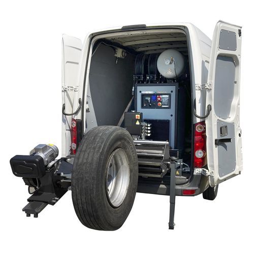 Truck tire changer - MEGAMOUNT 2-26T2 - Hofmann Megaplan GmbH - automatic / horizontal / electro-hydraulic