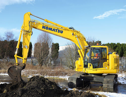 Medium excavator - PC228USLC-11 - Komatsu Europe - crawler / Tier 4 - intermediate / construction