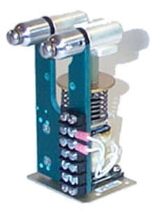 电压控制继电器