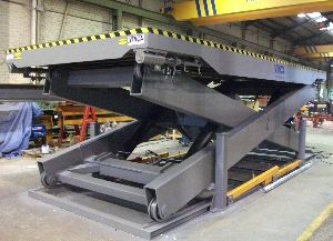 Simple scissor lift table - 61.0 - VINCA EQUIPOS INDUSTRIALES - electro-hydarulic / mobile / for heavy loads