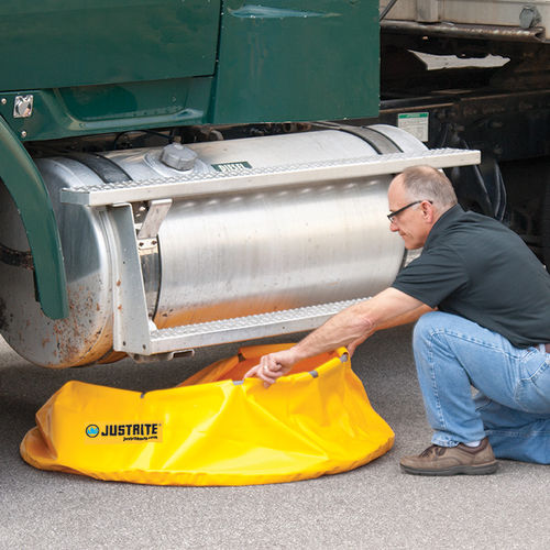 Spill control system 2832 Justrite Safety Group