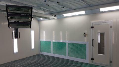 Closed circuit paint booth - Mecatelier - for the wood industry / automatic / with horizontal ventilation