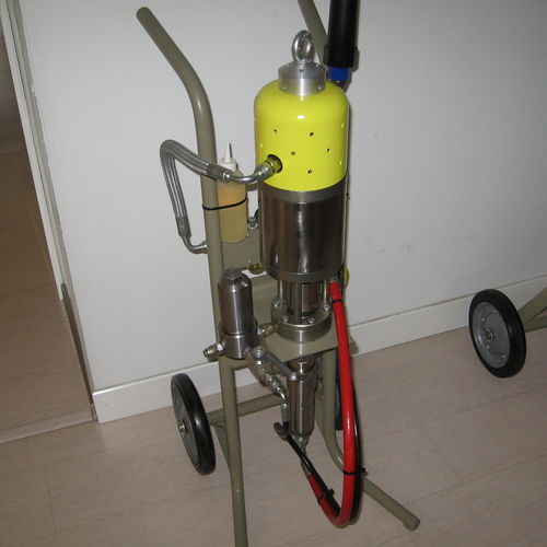 Mobile spray unit - VIAL m-0332 - Ferjovi - paint / pneumatic / airless
