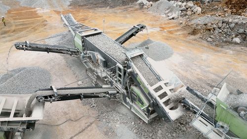 Mobile screener - S12E - Guangxi Mesda Engineering Machinery Co., Ltd - for bulk materials / heavy-duty