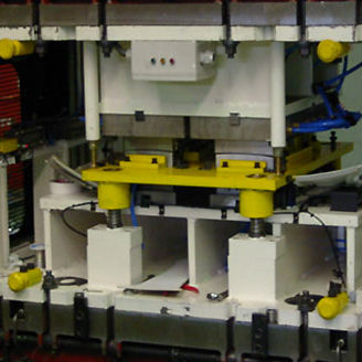 Lamination press - GunYang ITT - hydraulic / for the automotive industry / automatic
