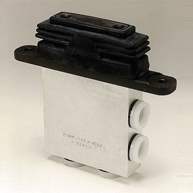 Oil pressure regulator and reducer - PV6P - Kawasaki Industrial Equipment - for hydraulic applications / compact / pilote-operated