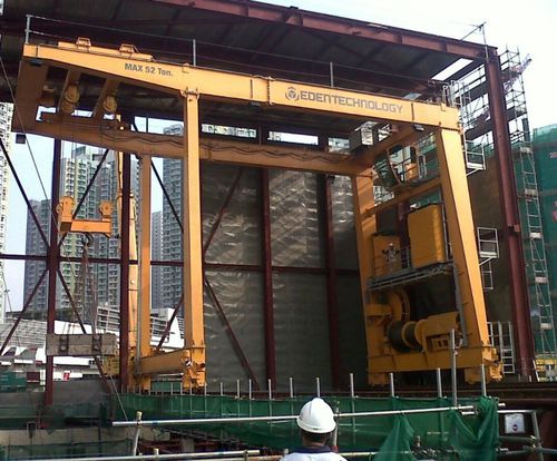 Sliding gantry crane - Eden Tech Srl - for subway plattforms / for civil works / for tunneling