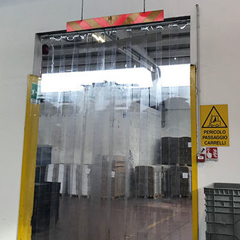 Exterior strip door - Moreschi Chiusure Industriali S.r.l.