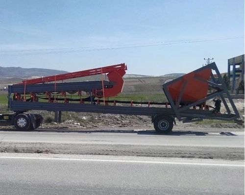 Pre-feeding hopper - PRODEV MACHİNE - concrete / with belt conveyor