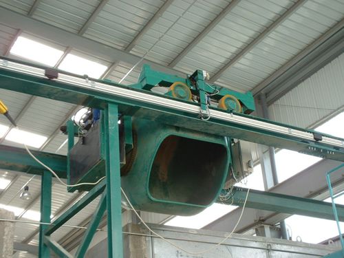 Truck loading and unloading system - Betonmec Srl