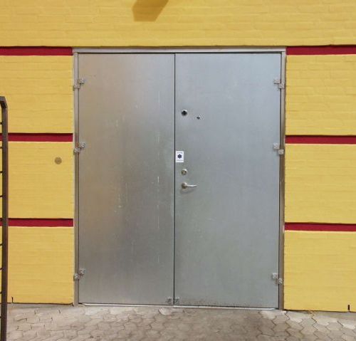 Swing door - MH0502I - DAN-doors - stainless steel / galvanised steel / for cold storage