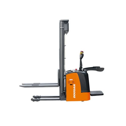 Electric stacker truck - BWSE15S-7 - Daewoo Industrial Vehicles - with rider platform / for warehouse / for lifting