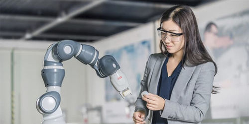 Cobot - YuMi® - IRB 14050 - ABB Robotics - 7-axis / for assembly / compact