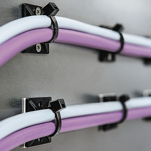 Polyamide cable tie mount - Serie MB - HellermannTyton España