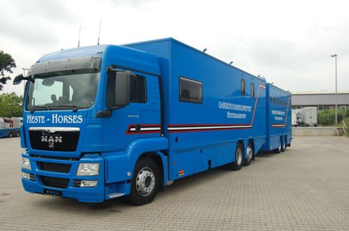 Transport truck - Big Equipe L series - Böckmann - for horses / 3-axle
