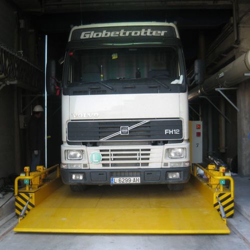 Electric self-propelled trailer - DTA - for heavy loads / rail-mounted