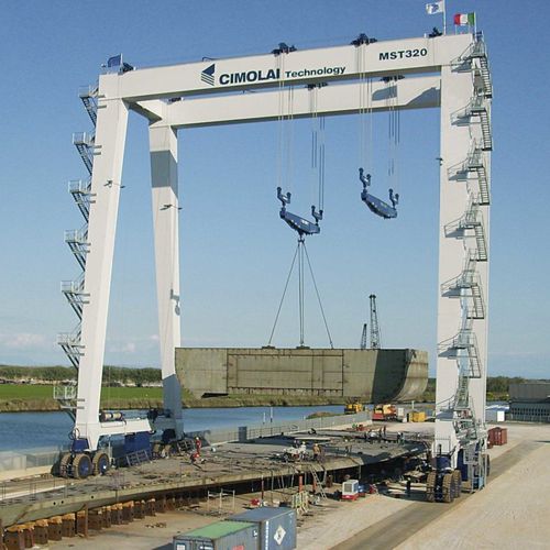 胶轮式龙门起重机