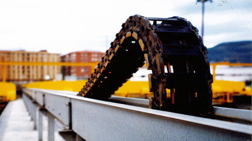 Partially enclosed drag chain - ELYTRA - plastic / slip