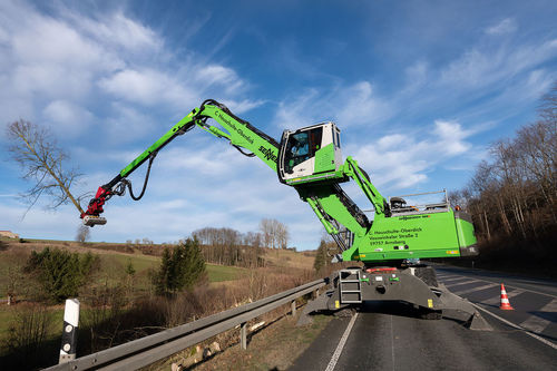 Wood material handler - 728 E - SENNEBOGEN Maschinenfabrik GmbH - rubber-tired / hydraulic / diesel engine