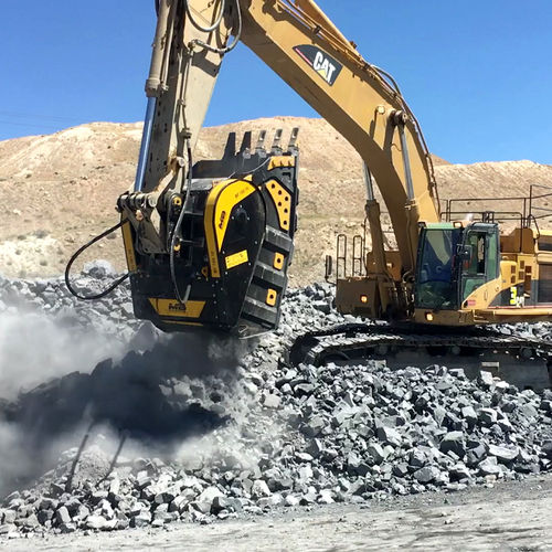 Crusher bucket BF150.10 MB Crusher for excavators