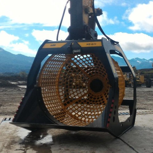 screening bucket - MB Crusher