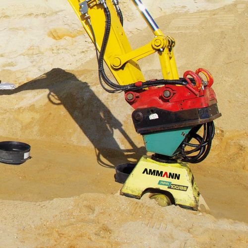 Excavator vibratory plate - APA 100/88 - Ammann