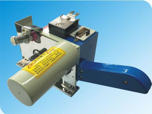 Blade cutting machine - CZD-B11 - Zhongshan Amida Mechanical & Electrical Equipment Co., Ltd. - for fabrics / manual