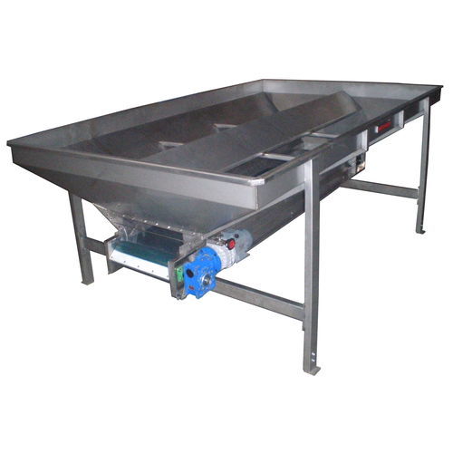 Reception hopper - TABANLI MAKINA SAN VE TIC LTD STI - for carrots / inclined / with belt conveyor