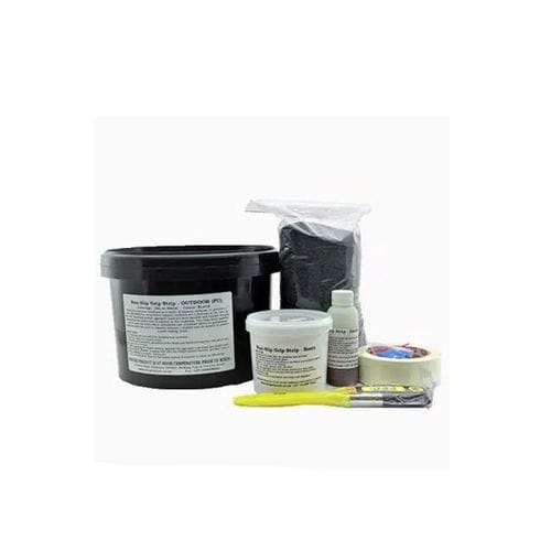 Solventbased cleaning solvent SNMCO015 Slip No More AntiSlip