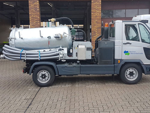 Liquid suction unit - S-VAC 1500 - Altro-Tec GbR - with vacuum pump