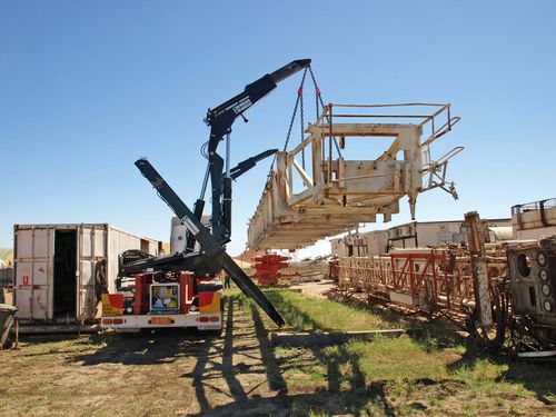 Drilling rig lifting system - Hammar - hydraulic / for heavy loads / handling